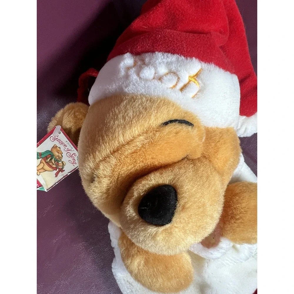 DISNEY Vintage WINNIE THE POOH IN SANTA HAT‎ CHRISTMAS PLUSH STOCKING 3D HEAD